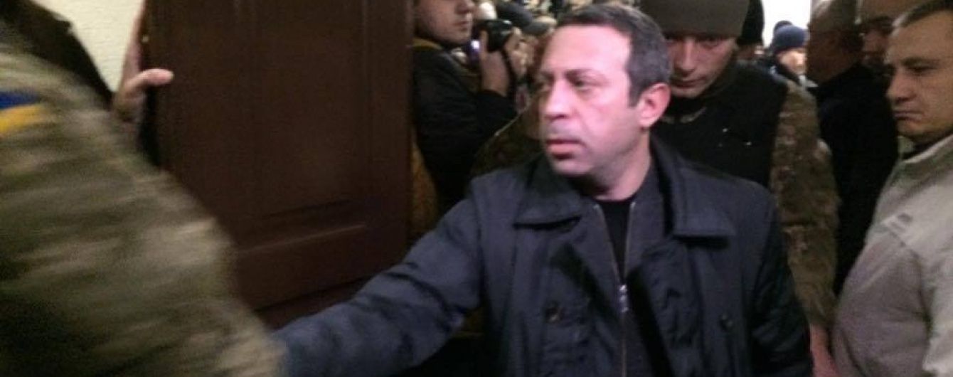 Геннадия Корбана хотят взять на поруки 17 депутатов