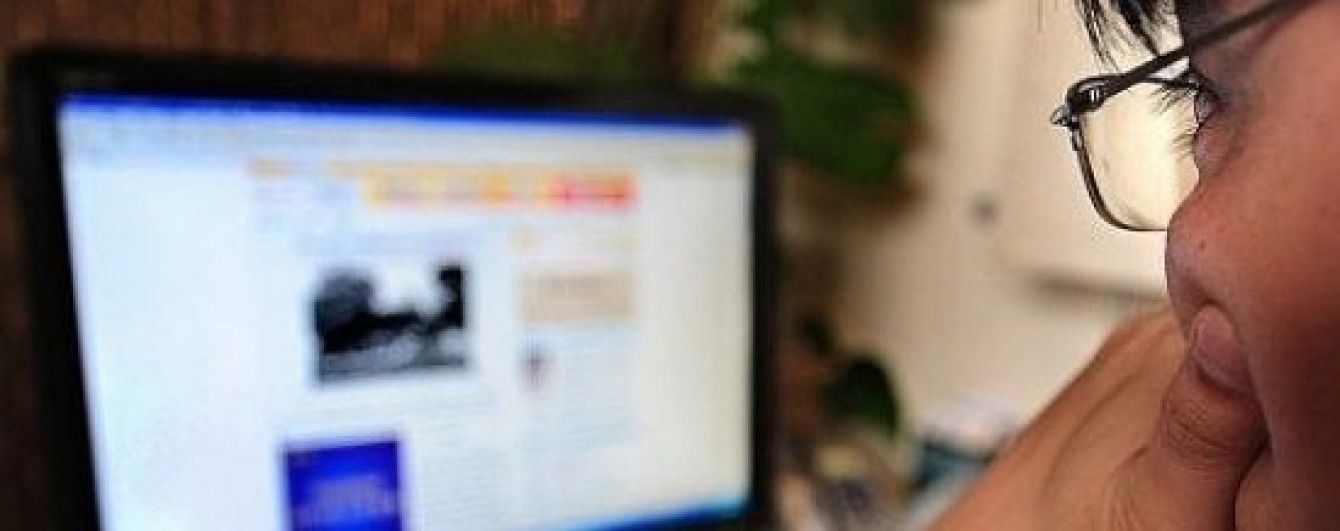Цьогоріч абітурієнти зможуть подати документи до вишів лише через Інтернет
