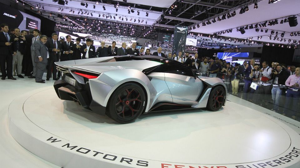 W Motors Fenyr SuperSport