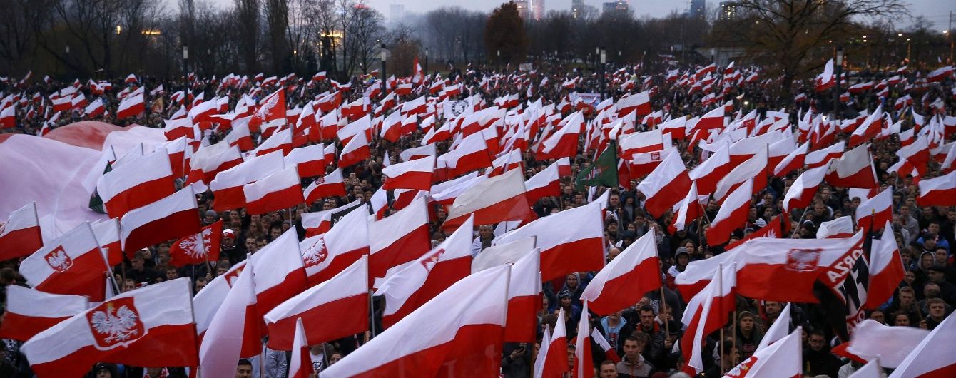 Польщу можуть позбавити повноважень в ЄС