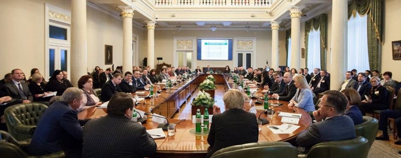 В НБУ анонсували тисячне скорочення працівників