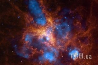 Учені дізналися, що відбувається із зіркою поблизу надмасивної чорної дірки