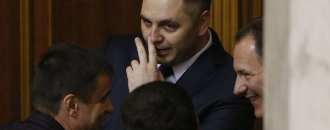Портнов подал первое заявление о преступлении против Порошенко