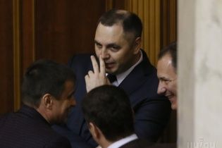 Портнов подал первое заявление о преступлении против Порошенко
