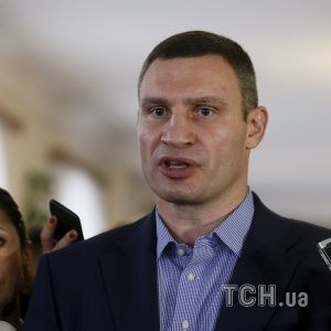 Кличко рассказал о новой дорогой программе замены труб в Киеве