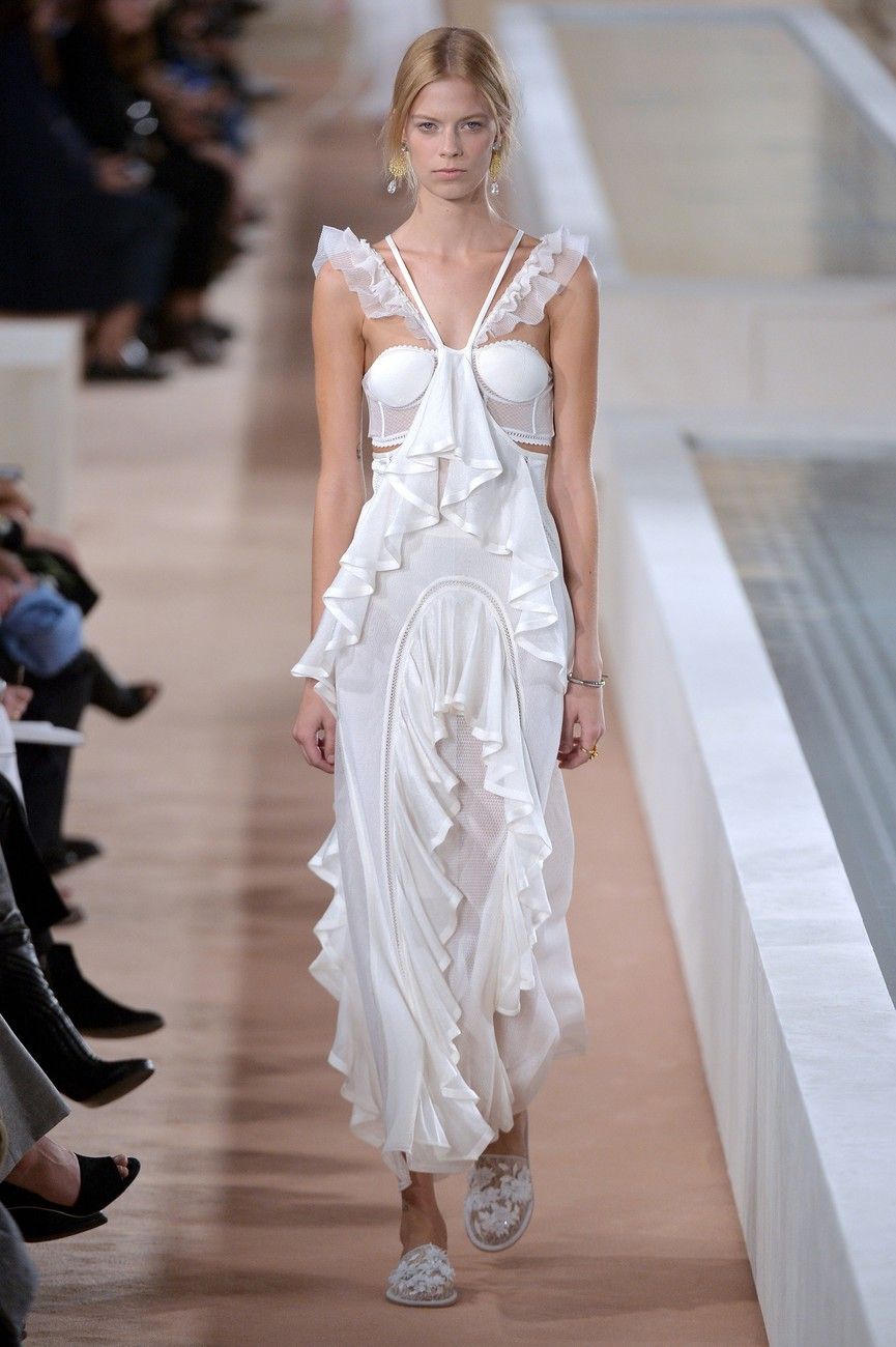 Balenciaga весна-лето 2016_21