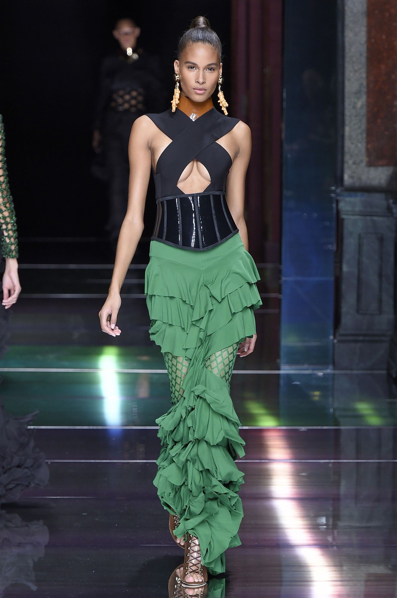 Balmain прет-а-порте сезона весна-лето 2016_58