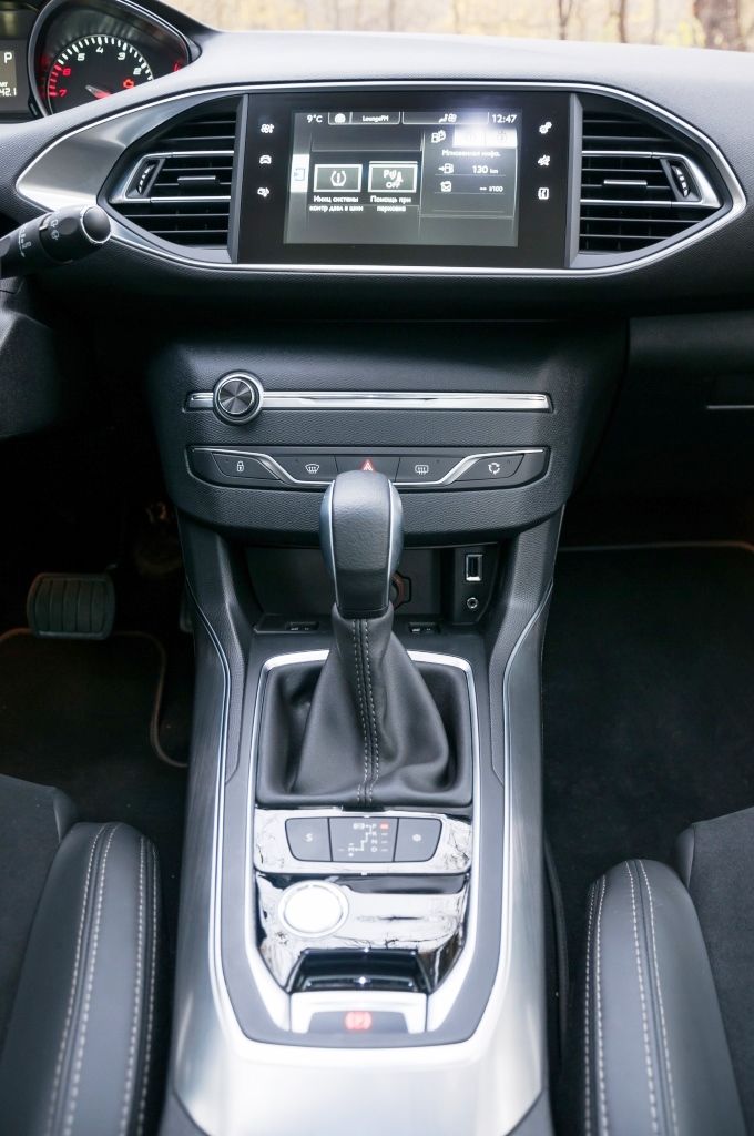 Peugeot 308 SW_17