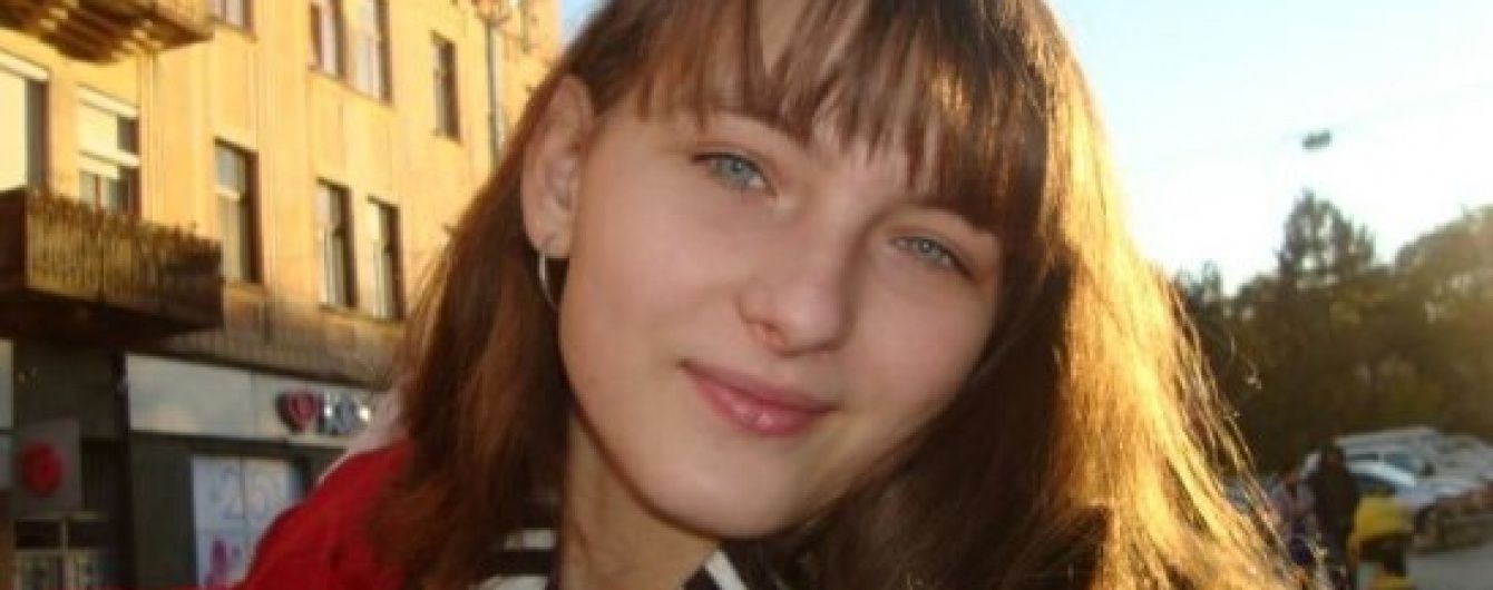 13-рiчнiй Христинцi потрібна допомога