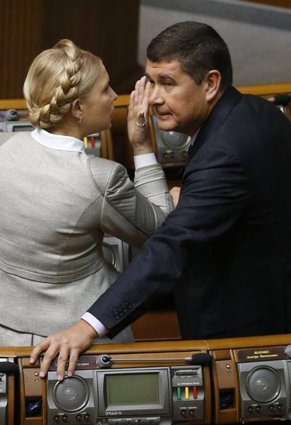 юлія тимошенко і олександр онищенко / © УНІАН