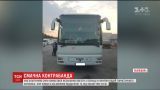 Водій туристичного автобуса намагався ввезти в Україну 400 кілограмів контрабандного сиру