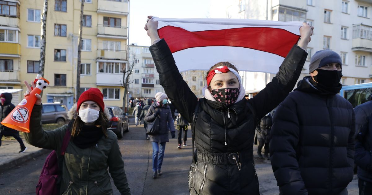 В миграционной службе назвали количество белорусов, которые бежали в Украину с просьбой о защите