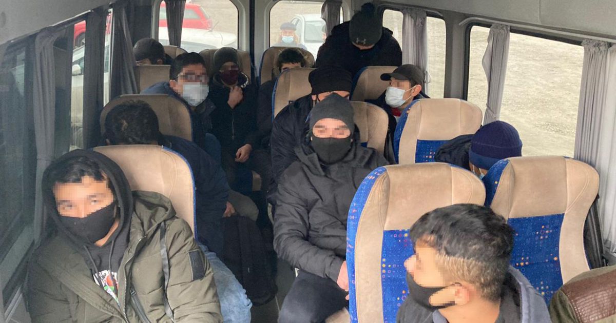 15 незаконних мігрантів у Києві_1 / © Государственная пограничная служба Украины