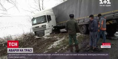 П'ятеро людей постраждало в аварії під Борисполем