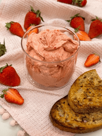 Взбитое клубничное масло instagram.com/yummy.lera
