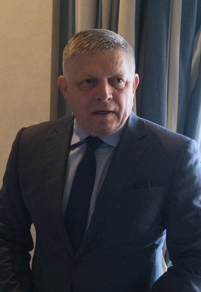 Роберт Фицо
