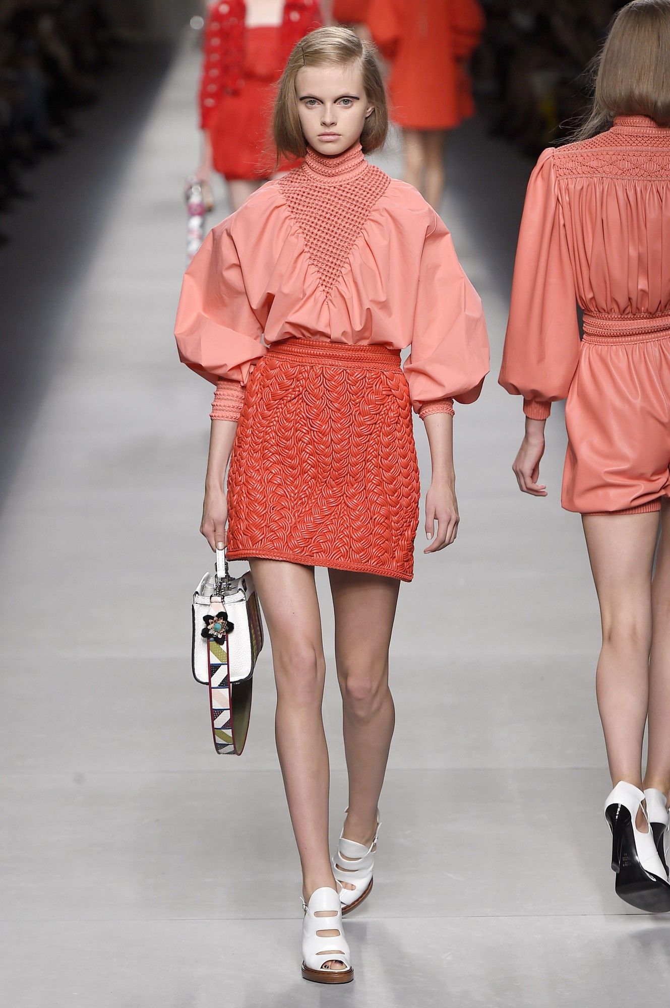 Fendi прет-а-порте сезона весна-лето 2016_5