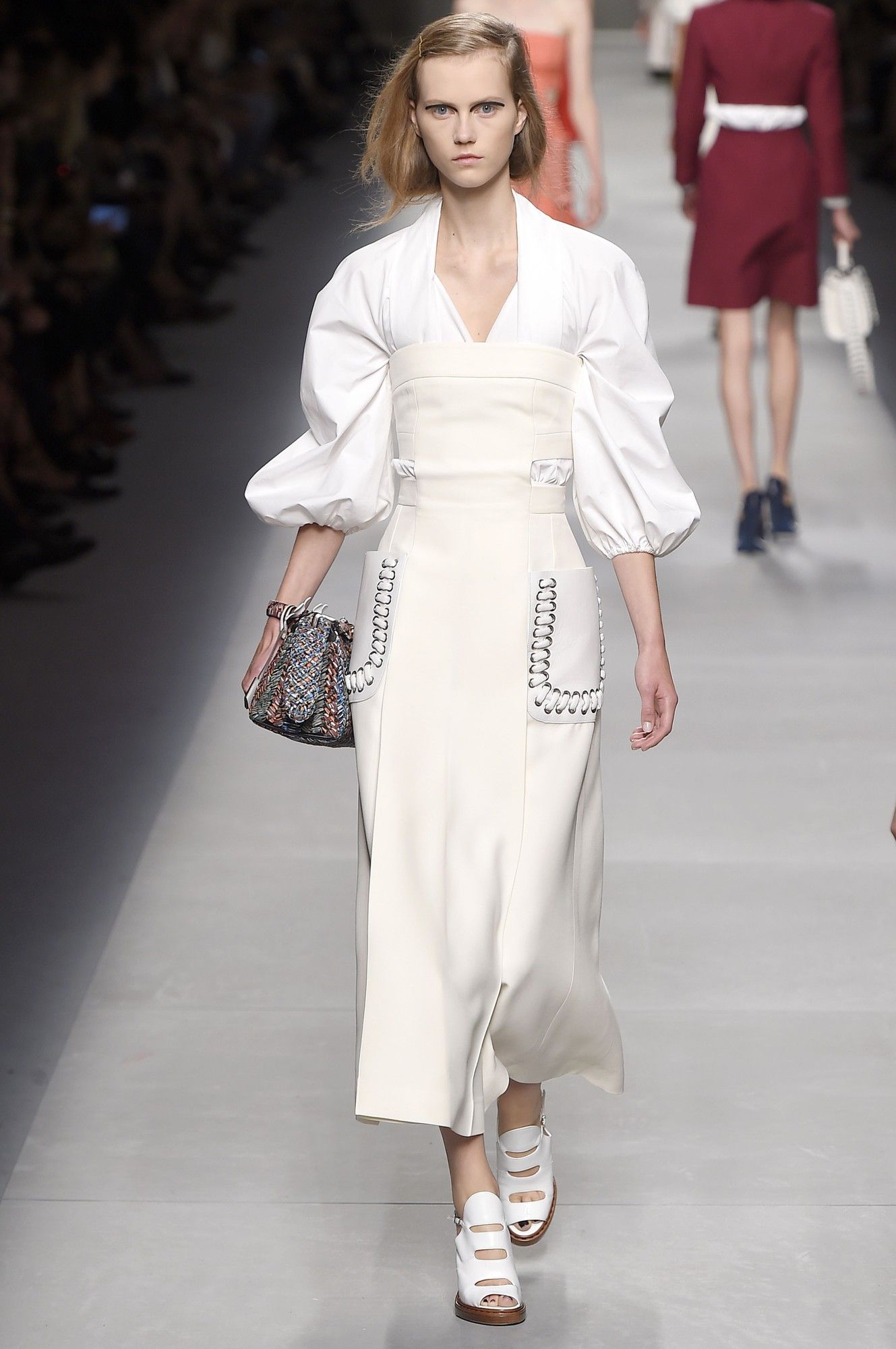 Fendi прет-а-порте сезона весна-лето 2016_12