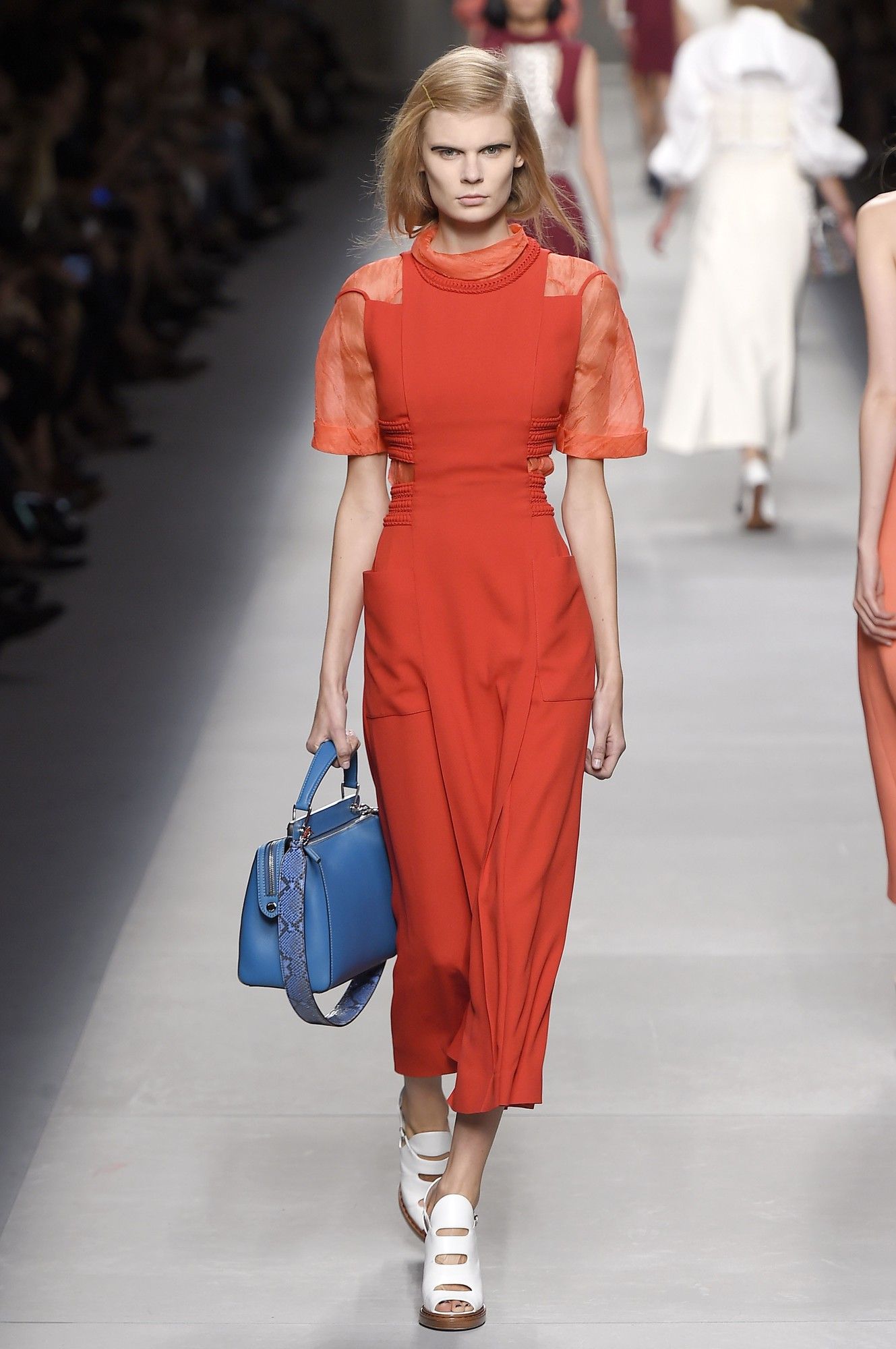 Fendi прет-а-порте сезона весна-лето 2016_14