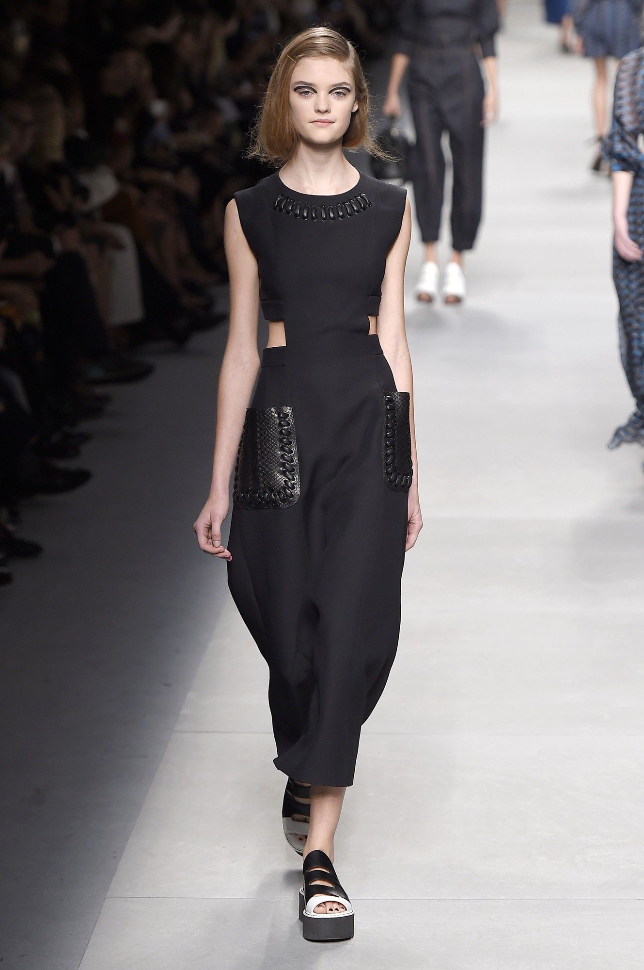 Fendi прет-а-порте сезона весна-лето 2016_21