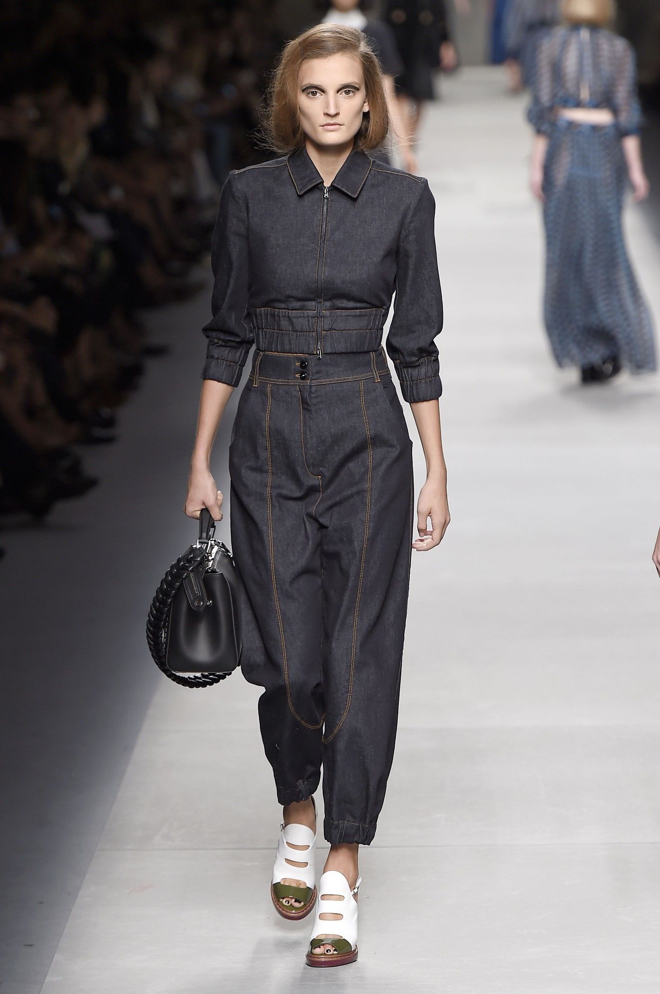 Fendi прет-а-порте сезона весна-лето 2016_22