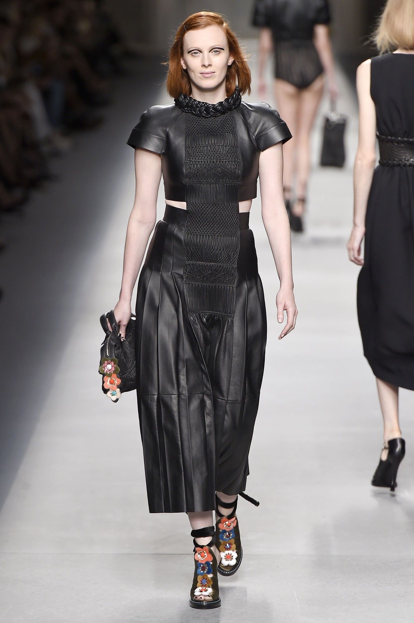 Fendi прет-а-порте сезона весна-лето 2016_46