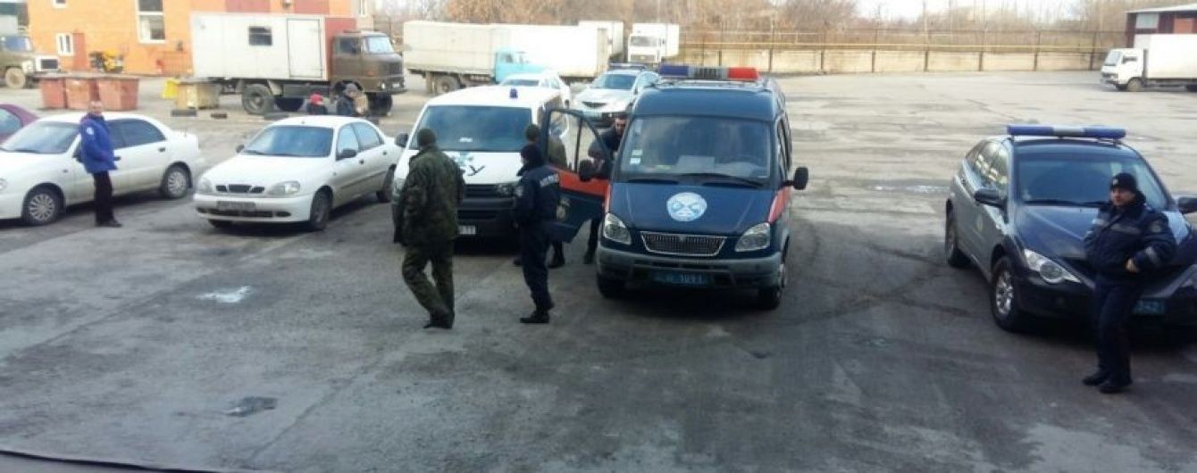 У Дніпропетровську підірвали гранату у відділенні пошти