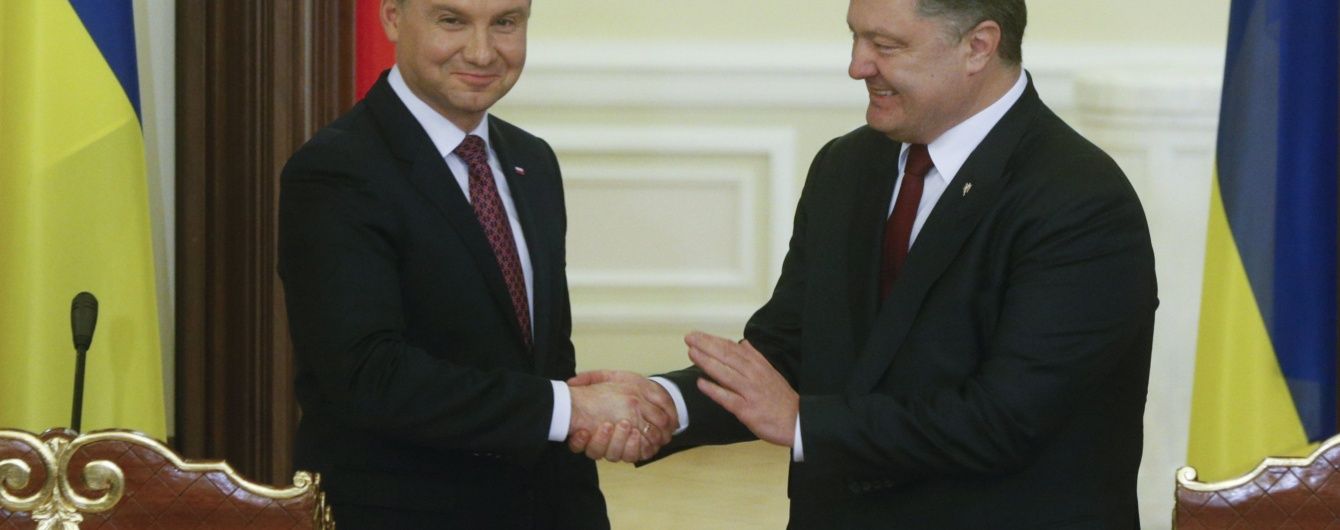 Мільярдний кредит та подовження санкцій проти РФ. Основні тези перемовин Порошенка та Дуди в Києві