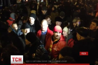 У Москві ОМОН розігнав майже тисячу обурених протестувальників