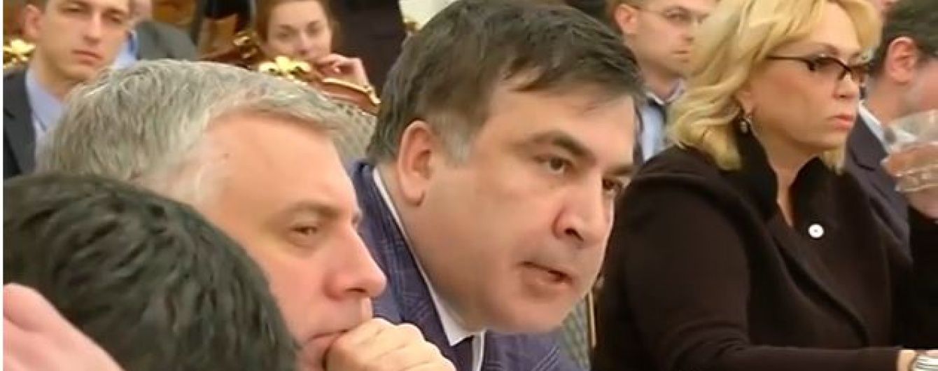 "Бебебебебе". Найкращі коуби зі сваркою Авакова та Саакашвілі