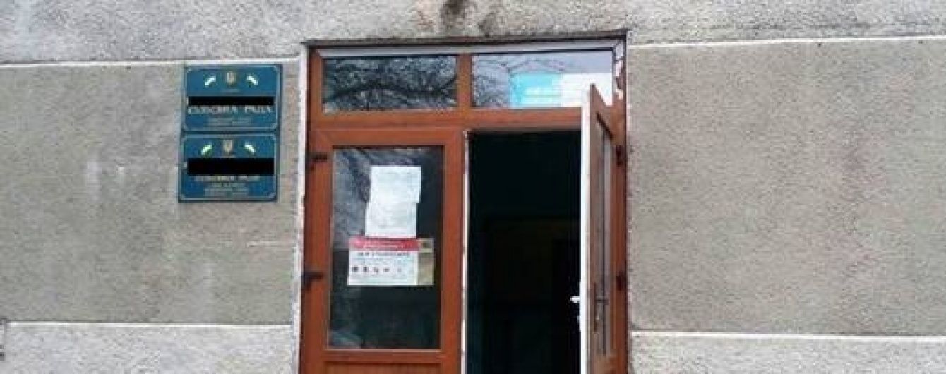 На Львівщині голова сільради "погорів" на хабарі у 12 тисяч