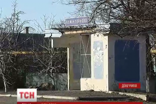 Суцільний страх та безвладдя: жителі Комінтернового розповіли, як виживають між двома вогнями