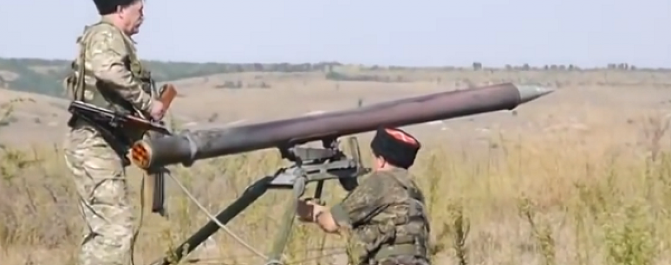 Бойовики розміщують "Гради" і танки в районі Донецька - розвідка
