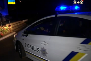 У Києві поліцейські зі стріляниною затримали п'яну жінку-водія, яка збила пішохода