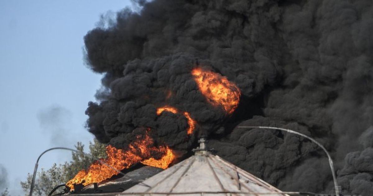 Под Киевом произошел взрыв на нефтебазе