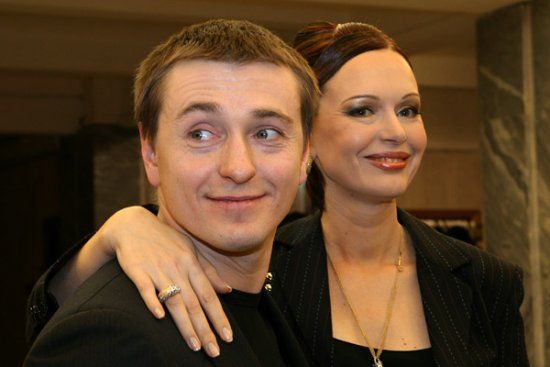 Безрукови