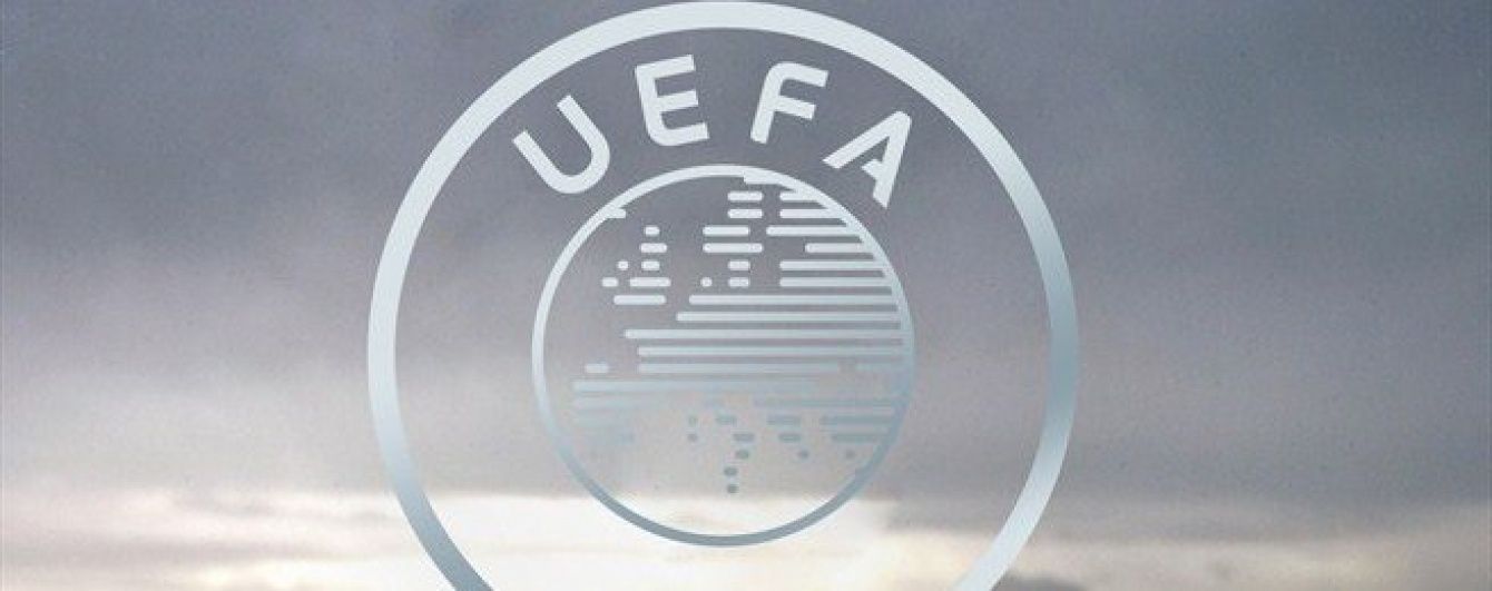 УЄФА підтримав забаненого Платіні та готує апеляцію