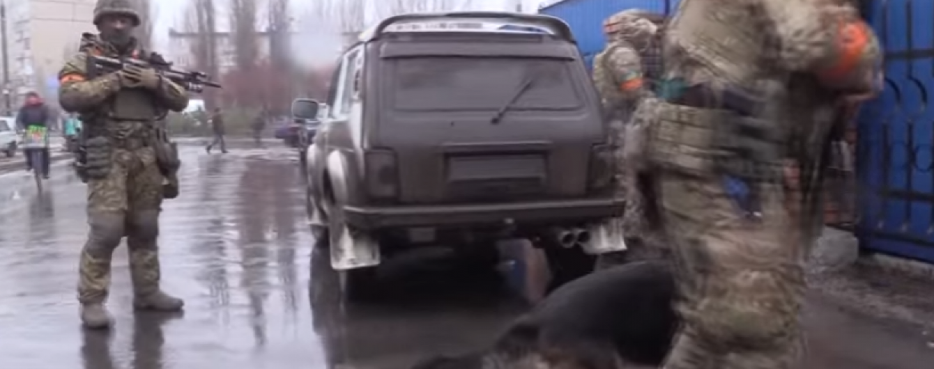 В Авдіївці із 100 затриманих під час масштабної операції за ґратами залишилися четверо