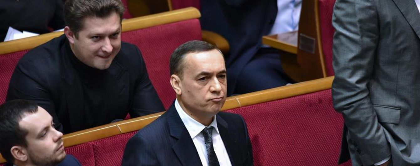 Адвокат Мартиненка пояснив, чому екс-депутат не прийшов на допит