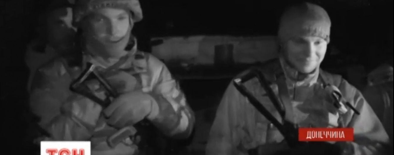 У болоті та густому тумані. Журналісти розповіли, як воюють бійці під Донецьким аеропортом