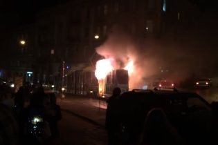 У Львові на ходу спалахнув трамвай