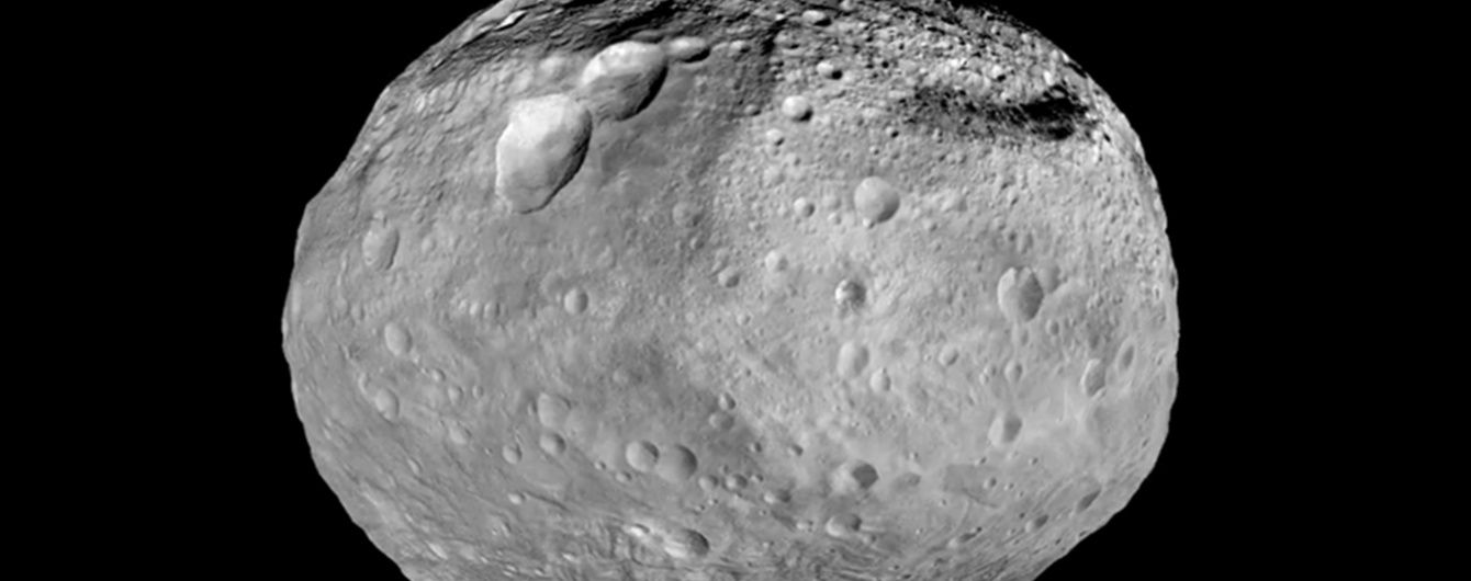 NASA показало фото "різдвяного" астероїда