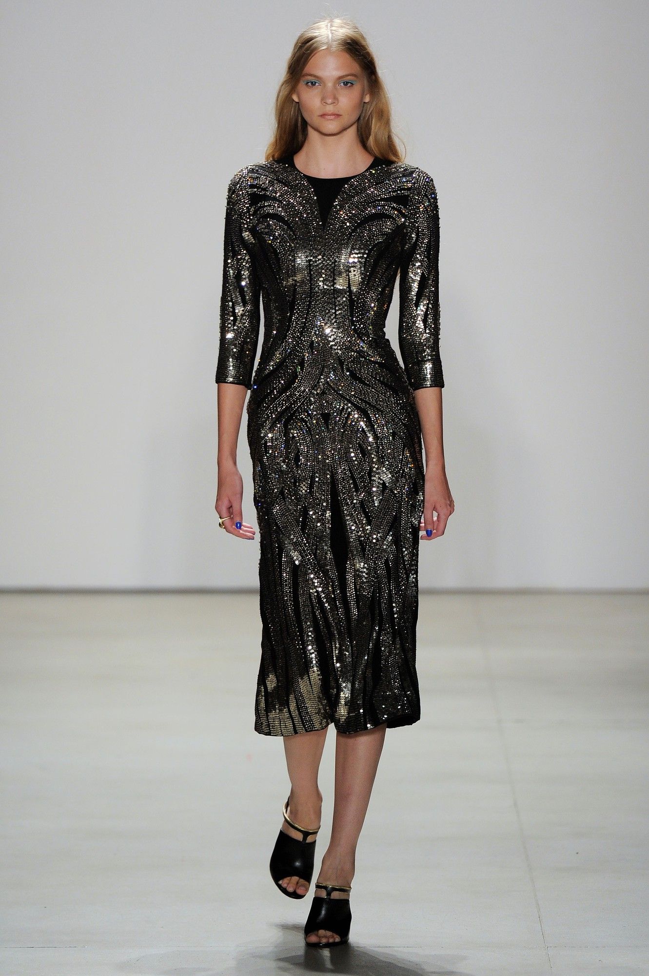 Jenny Packham прет-а-порте сезона весна-лето 2016_20
