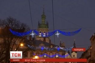 Кутя та врочиста меса. В Україні християни західного обряду відзначають Святвечір