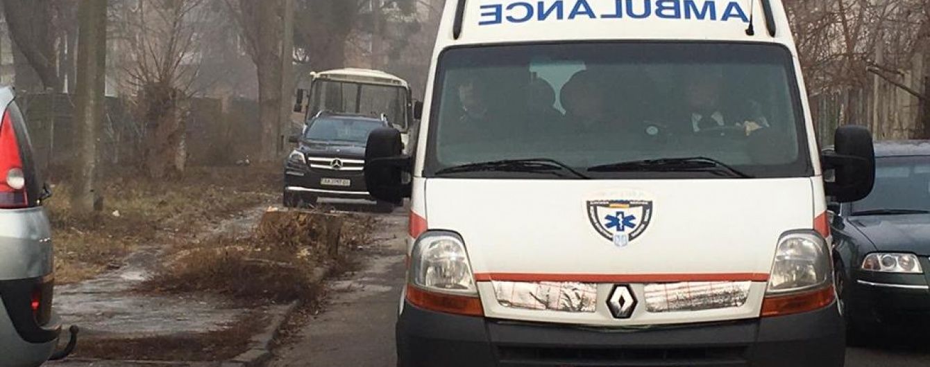 Корбан у супроводі СБУшників поїхав до лікарні на обстеження