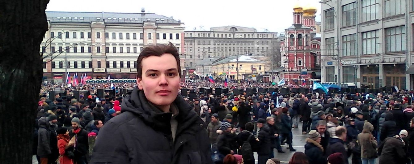 Батько і дід-путініст загиблого блогера Колеснікова заперечують його самогубство
