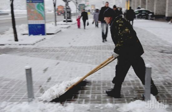 Половину України накриє мокрим снігом