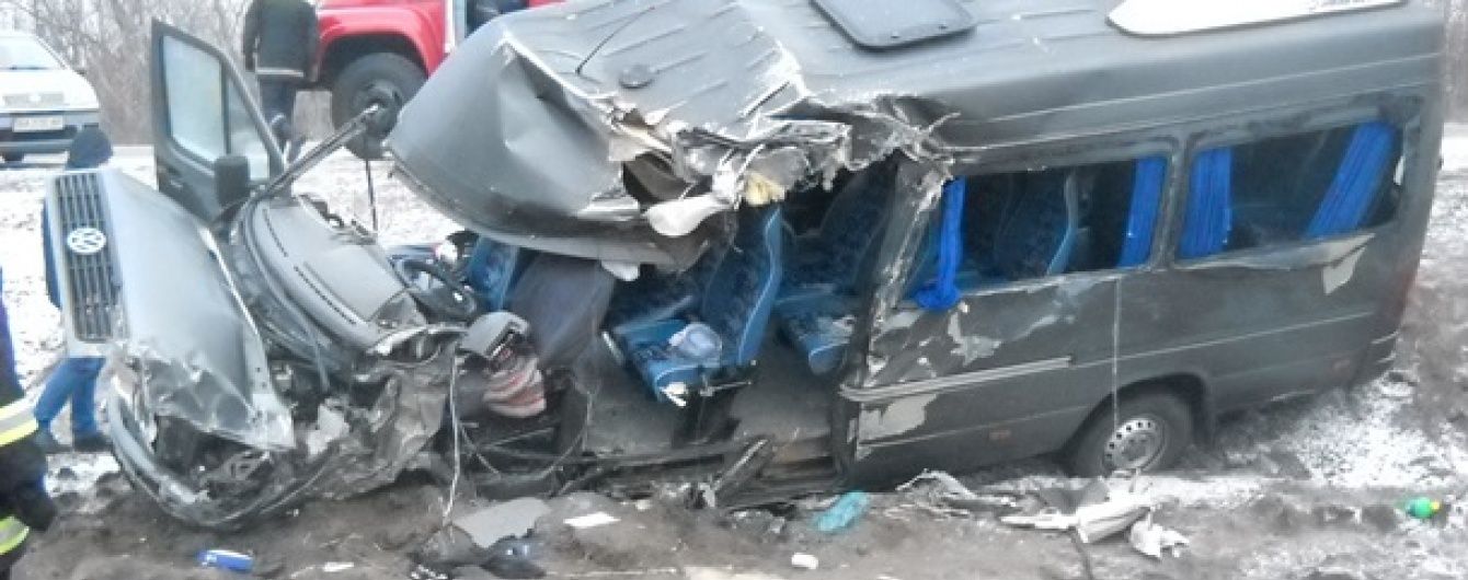 Десятеро людей постраждали в аварії на Кіровоградщині