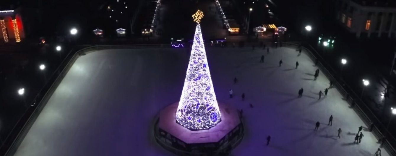 У Мережі набирає популярність клубна версія всесвітньовідомого "Щедрика"