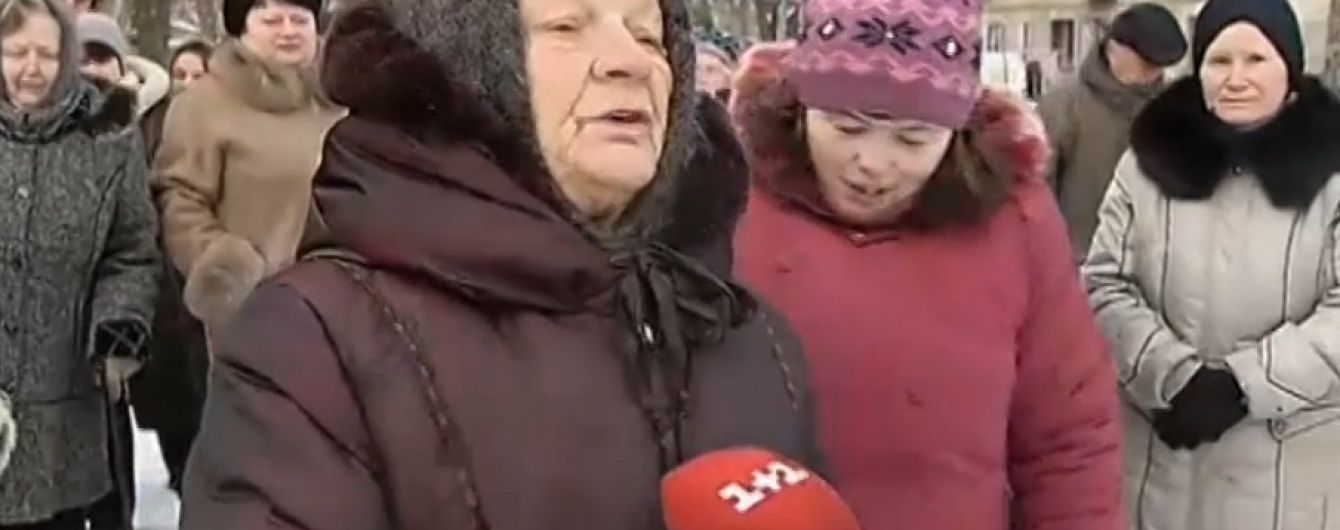 Майже 700 жителів будинків у Пущі-Водиці змушені мерзнути в люті морози